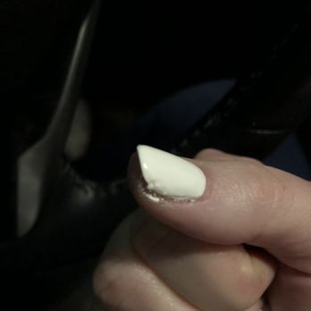 NailToepia - This is what my nails looked like as soon as I left. I did not bump something in the car. - Waxing Near Me - Lees Summit, Missouri