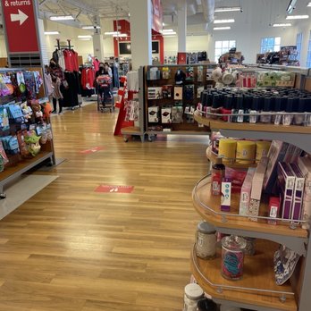 TJ Maxx - Department Stores Near Me - Buena Park, California