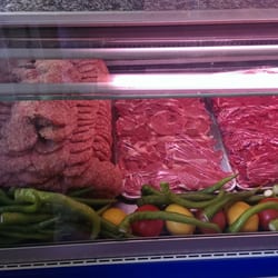 Maranda - Frisches Fleisch, links die Köfte!