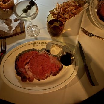 Mr. Lyons - Steakhouses Near Me - Palm Springs, California Mr. Lyons - Steakhouses Near Me - Palm Springs, California