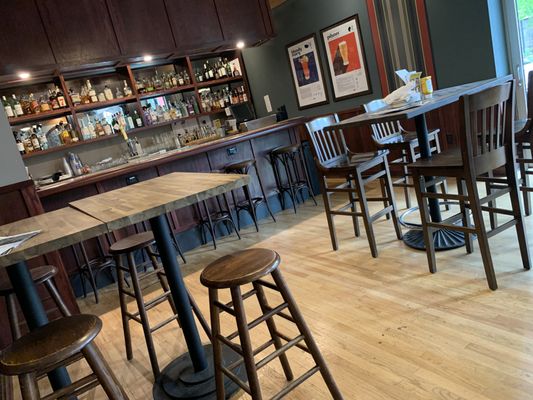 HUB Tavern + Grill by null