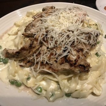 Carrabba's Italian Grill - Fettuccine Alfredo -ordered without mushrooms - Italian Near Me - Brookfield, Wisconsin Carrabba's Italian Grill - Fettuccine Alfredo -ordered without mushrooms - Italian Near Me - Brookfield, Wisconsin