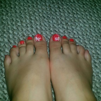 ProfessioNail - Basic pedi with flower design $26 - Nail Salons Near Me - San Diego, California ProfessioNail - Basic pedi with flower design $26 - Nail Salons Near Me - San Diego, California