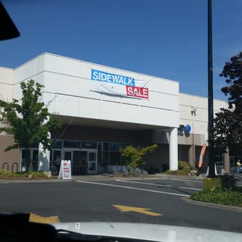Fred Meyer - Store front... - Department Stores Near Me - Medford, Oregon Fred Meyer - Store front... - Department Stores Near Me - Medford, Oregon