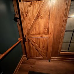 The Pearl - Entrance to The Gypsy