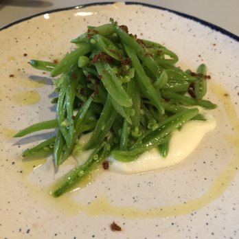 La Vara - Sugar snap peas - Spanish Near Me - Brooklyn, New York La Vara - Sugar snap peas - Spanish Near Me - Brooklyn, New York