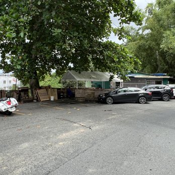 Los Clemente - Food Trucks Near Me - Guaynabo, Puerto Rico