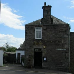 the ship inn - Photo. July 2012.