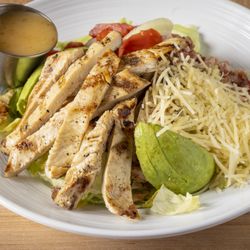 Kirk's SteakBurgers - Chicken Avocado Salad