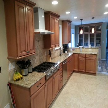 CAP Construction - a clean kitchen with granite counter tops - General Contractors Near Me - Auburn, Washington CAP Construction - a clean kitchen with granite counter tops - General Contractors Near Me - Auburn, Washington