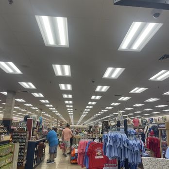 Buc-ee's - Just inside - Gas Stations Near Me - Robertsdale, Alabama Buc-ee's - Just inside - Gas Stations Near Me - Robertsdale, Alabama