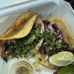 El Encanto - Asada tacos