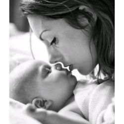Newborn Care Doulas - Baby and momma