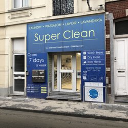 Super Clean Laudromat - Front of Laundromat on a rainy evening in early June 2018.