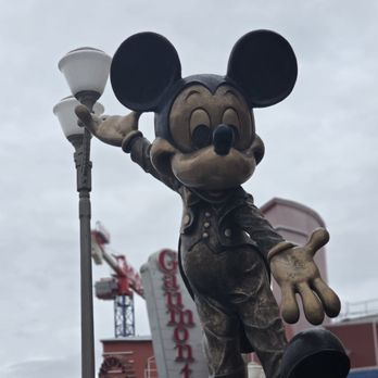 Disneyland Paris - Amusement Parks Near Me Disneyland Paris - Amusement Parks Near Me