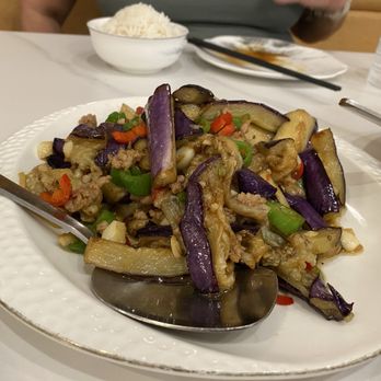 Chef Tan - v8 stir-fried eggplant w. green peppers - Chinese Near Me - Vienna, Virginia Chef Tan - v8 stir-fried eggplant w. green peppers - Chinese Near Me - Vienna, Virginia