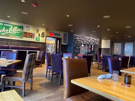 Toasted Oak Grill & Market by null