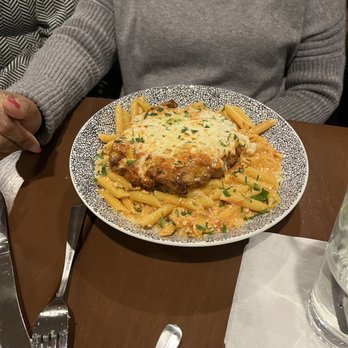 ELI’S ON WHITNEY - Updated November 2024 - 199 Photos & 305 Reviews