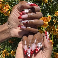 Azona Nails Spa