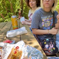 De La Cour Ranch - Picnic in shade