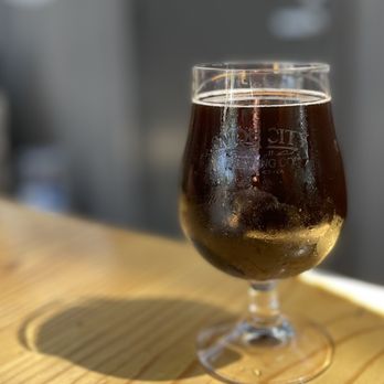 Smog City Brewing Co - Day drinking in the LBC - Breweries Near Me - Long Beach, California Smog City Brewing Co - Day drinking in the LBC - Breweries Near Me - Long Beach, California