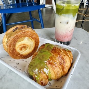 Momo Cafe - Tiramisu crossaint, matcha croissant and iced strawberry matcha - Desserts Near Me - Atlanta, Georgia