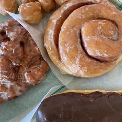 Keny's Donuts - Delicious donuts! The best!