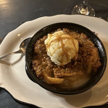 Nyla's Restaurant - Apple Crisp - Cocktail Bars Near Me - Westfield, Indiana Nyla's Restaurant - Apple Crisp - Cocktail Bars Near Me - Westfield, Indiana