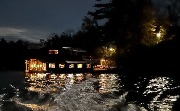 Stout's Island Lodge by null