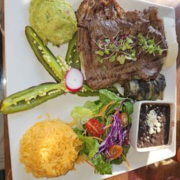 Carne Asada Con Camarones