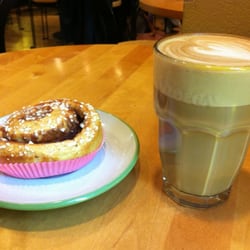 Graffiti Café - Cinnamon bun and a latte.