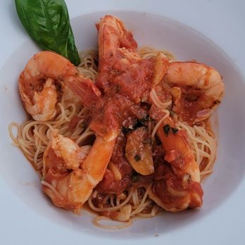 Trevini Restaurant - Shrimp in red sauce and linguini - Italian Near Me - Palm Beach, Florida