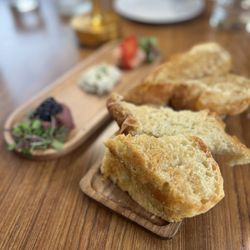 Birdy's Finer Diner - Bread and butter board - get it
