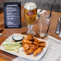 Ten22 Tavern
