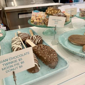 Yum Sweet Shop - Candy Stores Near Me - Vancouver, British Columbia