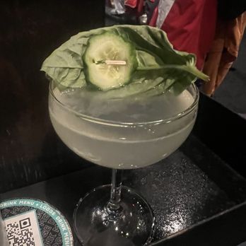Puttery - Basil cucumber martini - Mini Golf Near Me - Houston, Texas Puttery - Basil cucumber martini - Mini Golf Near Me - Houston, Texas