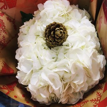Publix GreenWise Market - fun flowers - Grocery Near Me - Lakeland, Florida