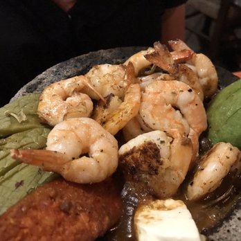 La Destilería - Molcajete with shrimp: terrific. - Mexican Near Me - Cancún, ROO La Destilería - Molcajete with shrimp: terrific. - Mexican Near Me - Cancún, ROO