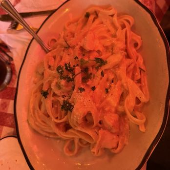 Miceli's Italian Restaurant - Chicken Alfredo - Italian Near Me - Los Angeles, California