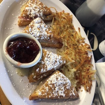 Curbside Cafe - Breakfast & Brunch Near Me - Vista, California