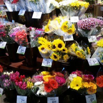 Safeway - Always beautiful Flowers - Grocery Near Me - Enumclaw, Washington