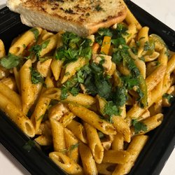 Bella Garden - Cajun chicken pasta