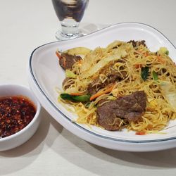 Hunan Bistro - Beef Singapore Noodles with some chili oil on the side.  This is a new favorite!