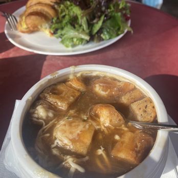 Moulin - Cafes Near Me - Laguna Beach, California Moulin - Cafes Near Me - Laguna Beach, California