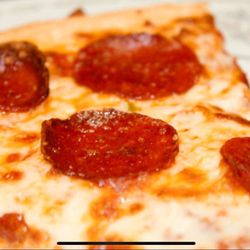 Milano's Pizza - A closer look at the Pepperoni Pizza