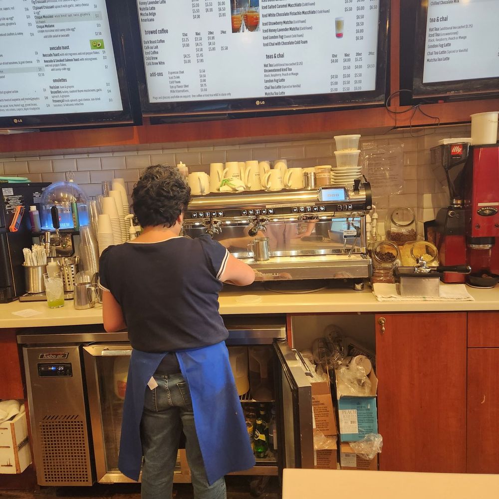Leonidas Chocolate Cafe - Cafes Near Me - Evanston, Illinois Leonidas Chocolate Cafe - Cafes Near Me - Evanston, Illinois