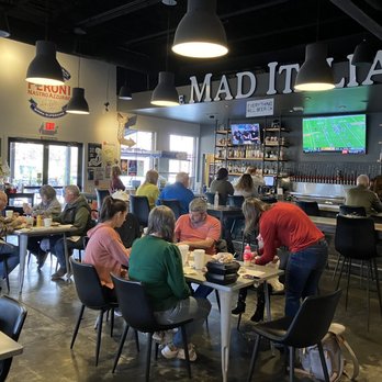 The Mad Italian - Inside - Italian Near Me - Chamblee, Georgia