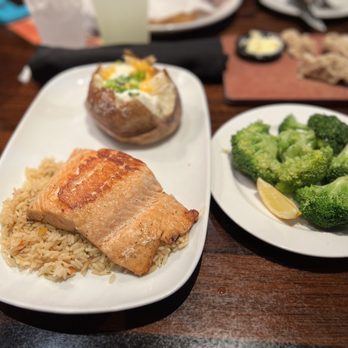 LongHorn Steakhouse - a plate of broccoli and a baked potato - Steakhouses Near Me - Hiram, Georgia LongHorn Steakhouse - a plate of broccoli and a baked potato - Steakhouses Near Me - Hiram, Georgia