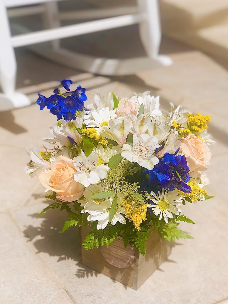 SAY IT WITH FLOWERS Updated September 2024 31 Photos & 43 Reviews