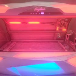 Maximum Sun and Wellness Spa - Hybrid Tanning, combine UV/Red Light to get the ultimate tan with less UV exposure!
